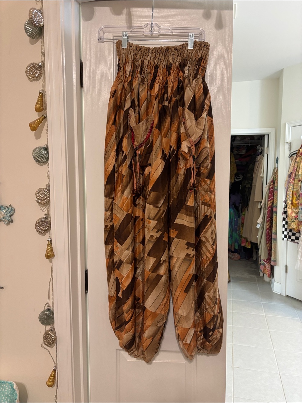 Smocked Waist Printed Harem Pants  black and red  or. Brown and rust